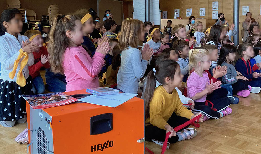 Schulhauskonzert mit Ssassa Schutzkonzept mit Luftfilteranlagen _1212 Ssassa Schulhauskonzert mit Ssassa Schutzkonzept mit Luftfilteranlagen _1212 Ssassa